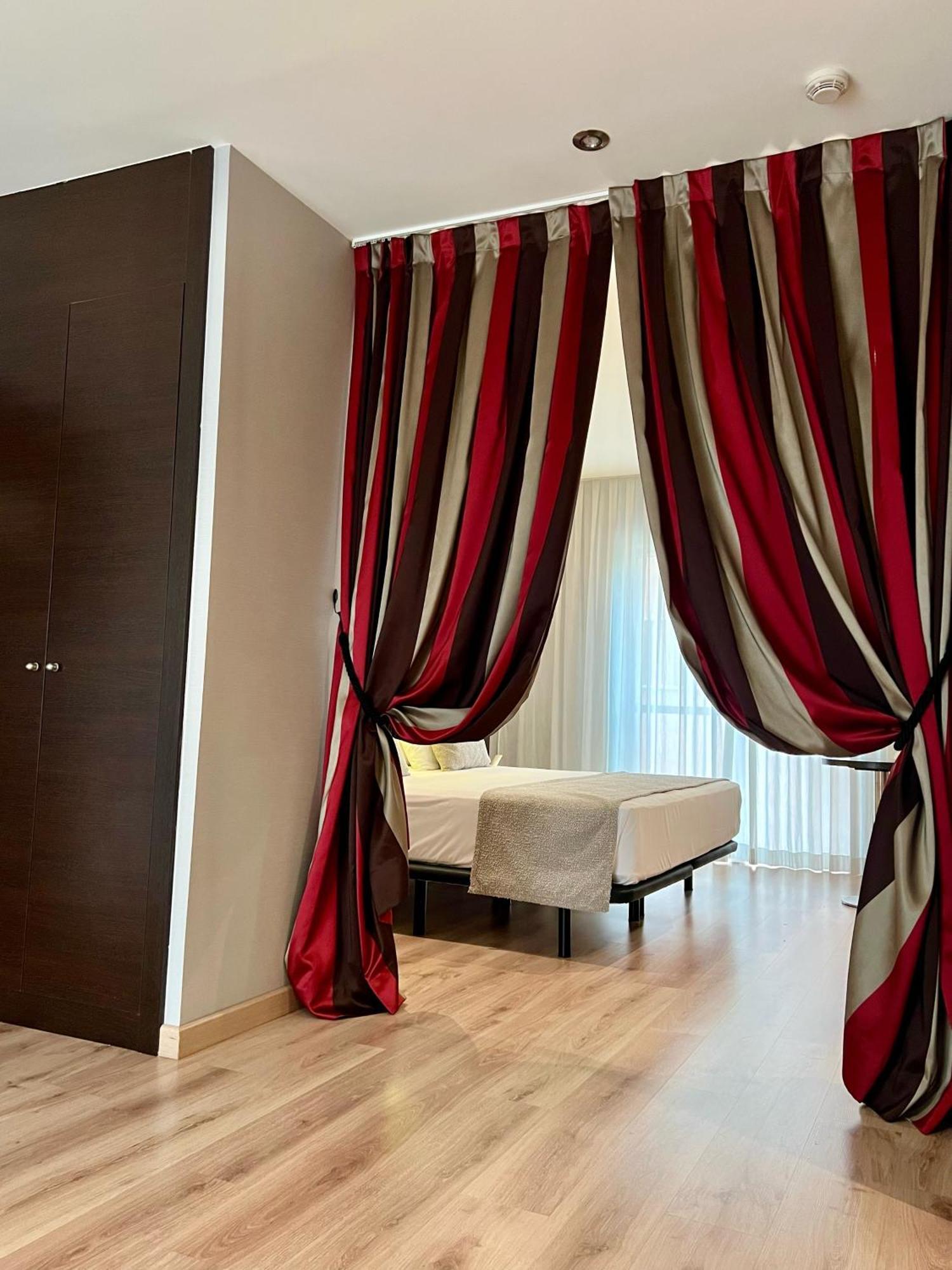Hotel Tent Гранада Экстерьер фото